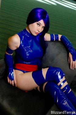 hotcosplaybabes:Cosplay Babe