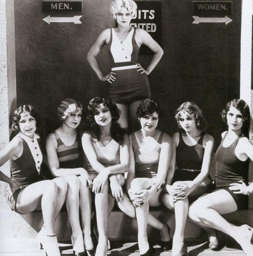 17 year old Jean Harlow, Amo Ingaham &amp; others Nudes &amp; Noises  