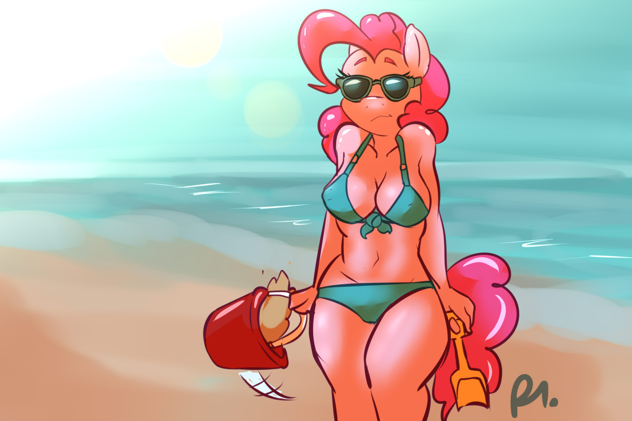 bluecoffeedog:  Beach Pinkie Dawdle   c:
