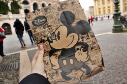 Nutell4Stic:  I Just Had To Go To Disney Store And Buy Something To Get This Cute