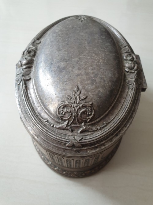 Kotak Sireh (Betel Box) Silverware Oval Batavia Dutch Colonial Design Tepak Sirih Bertekad