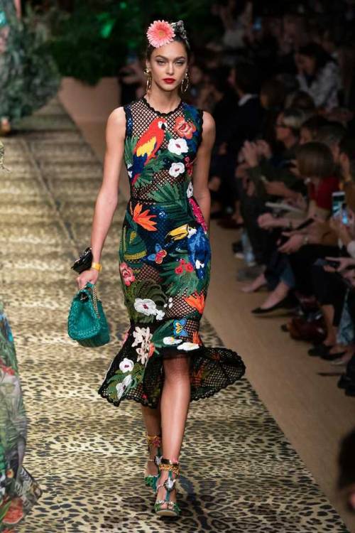 Dolce &amp; Gabana Spring/Summer 2020′