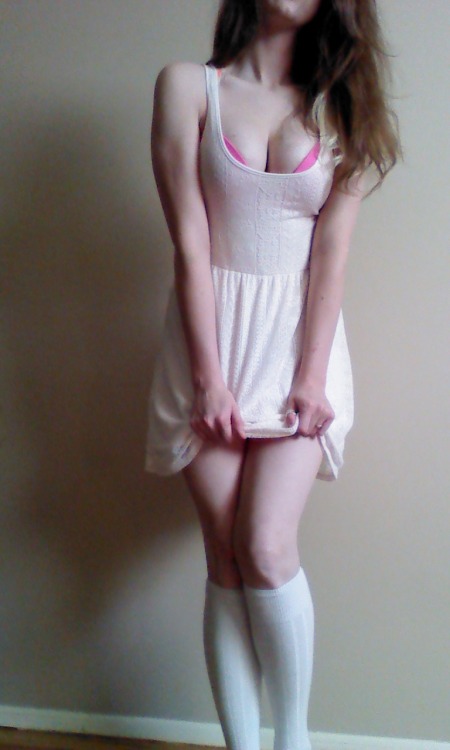 peggingisforlovers:  Very sexy photo series. If I had seen this somewhere other than my Tumblr feed, I might not have known where it was headed from the first couple of pics. :D