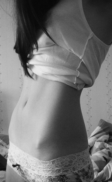 wasted-years-of-life:  elephanttofeather:  follow my soontobecome fitspo/thinspo