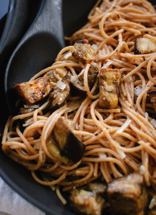 craving-nomz:  Roasted Eggplant Spaghetti with Miso Brown Butter Sauce