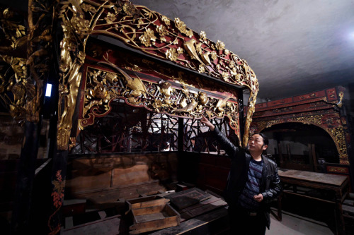cctvnews: Man collects 150 antique bedsHow would it feel to sleep on an ancient bed which has enjoye