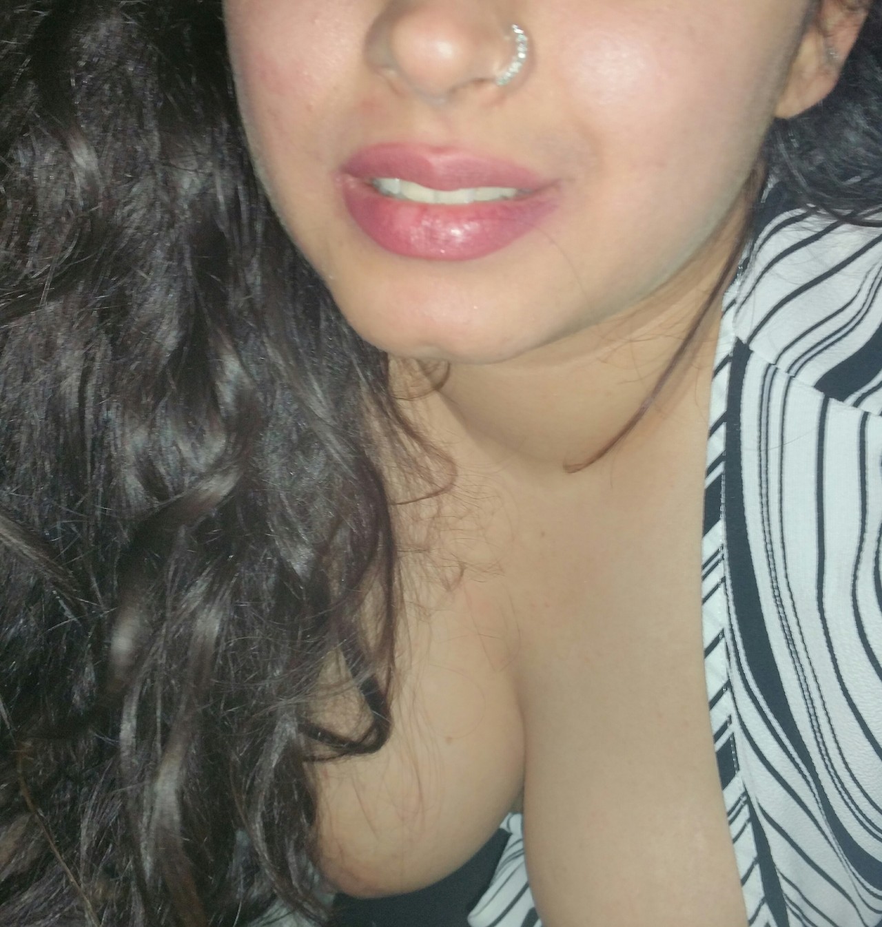 don4209211:  desibabenudes:  Love of my life 😘😍  hot one