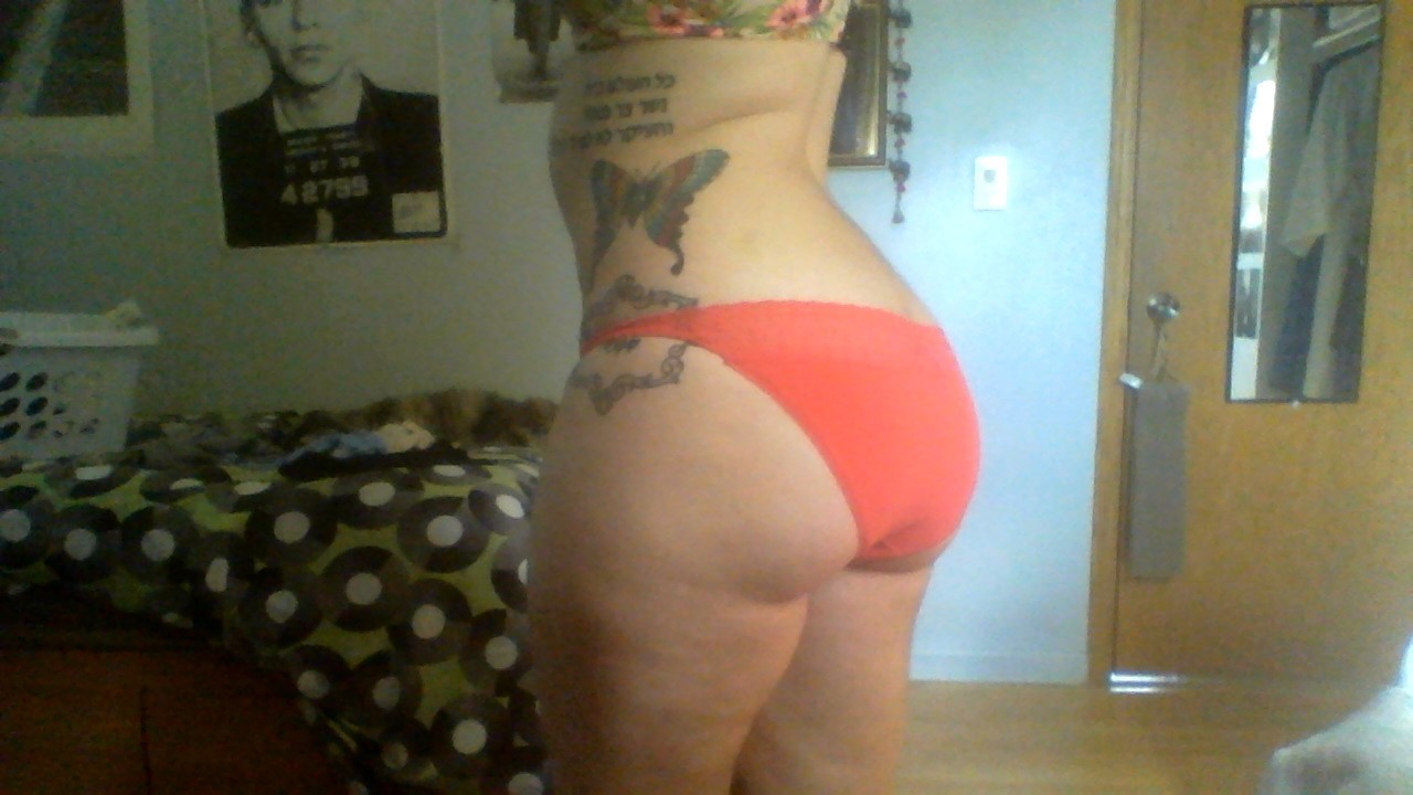 love the ass form, plump women, beautifull bodies