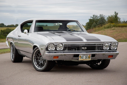 forgeline:  Dave Reeder’s ‘68 Chevelle is the result of a complete frame-off restoration managed by Nebraska’s Restore a Muscle Car. It’s powered by a 355rwhp Performance Enhanced 5.7L LS1 mated to a 4L60E 4-speed automatic transmission and rides