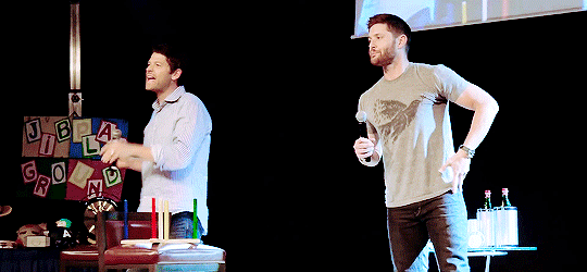 mishasminions:  SO MUCH CAN HAPPEN IN 30 SECONDS