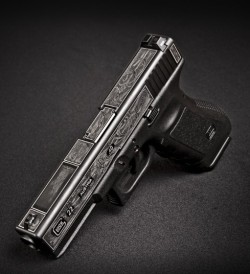 gunsknivesgear:  Looks like the kind of Glock
