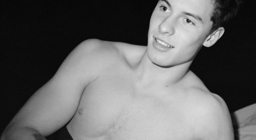 Porn Shawn Mendes by Fabien Kruszelnicki for HERO photos