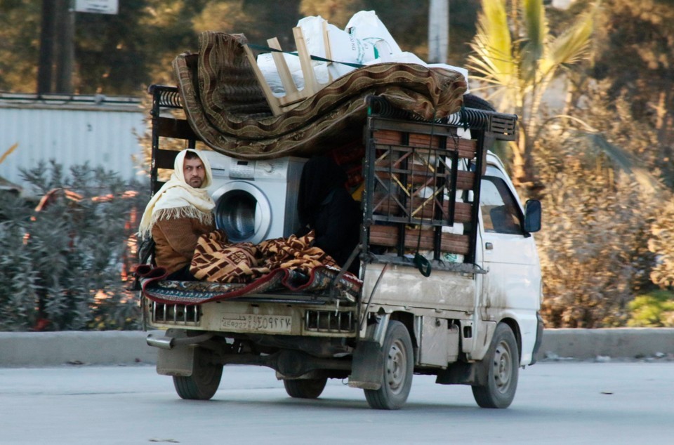 fotojournalismus:  Syria 2014 1. Deir al-Zor, Feb. 3. (Khalil Ashawi/Reuters) 2.