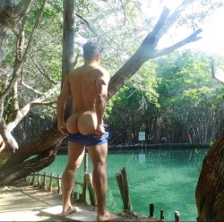 manhumpsxxx:  Follow Me For The Sexiest Rumps On Tumblr