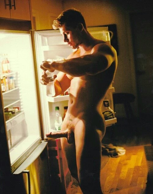 the-bobbybee:  Never mind what’s in the fridge. I see what I want for a snack!