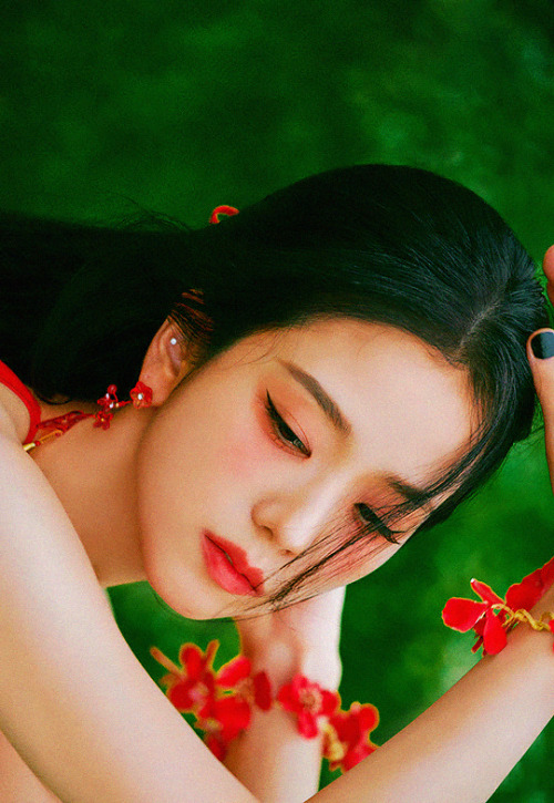 yxxna:   JISOO - “ME”  First Single Album title poster #1 & #2