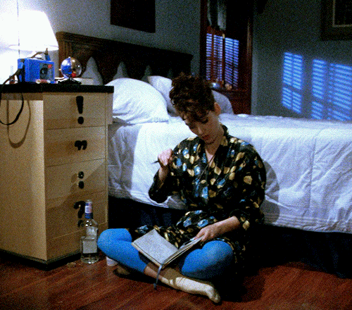 HEATHERS (1988)dir. Michael Lehmann
