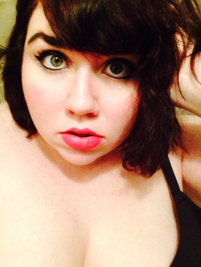 freckle-goddess:  Ok I promise I’m done with selfies for tonight.  I’m just really