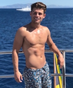 malecelebhub:GARRETT CLAYTON