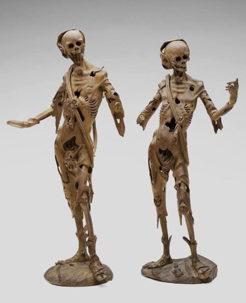blackpaint20:  Death with left hand raised, unknown sculptor 17th century Germany 