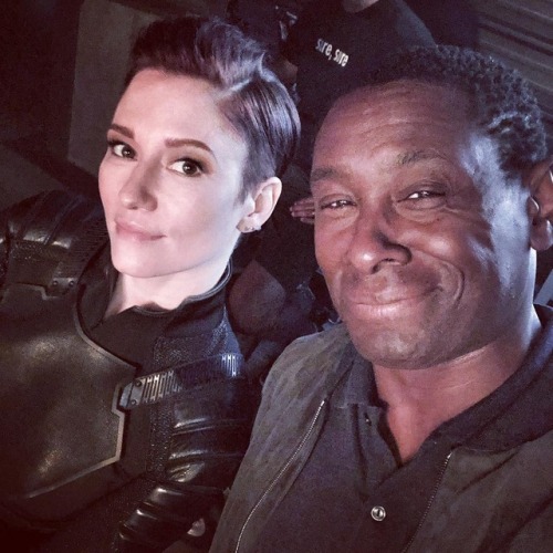 dailycwsupergirl:davidharewood: DEO Days. #TheBoss @chy_leigh