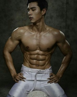 asian-handsome-boy:  Kim Jong Woo  