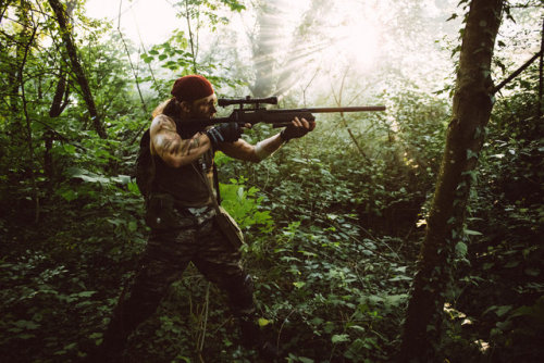 Catachan Jungle fighter cosplay by Carancerth, photography by Thibaut Shenkel