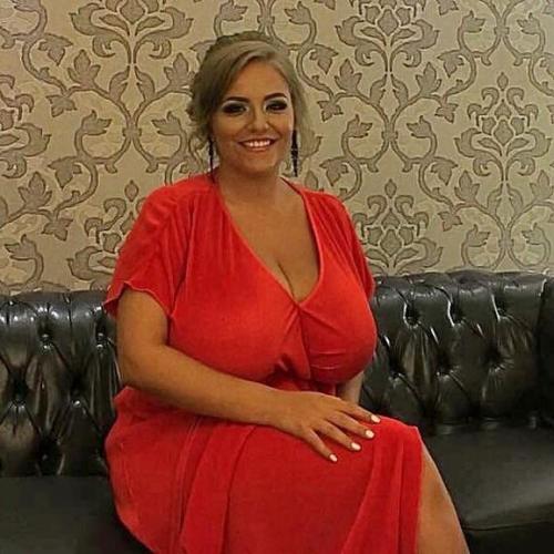 justgreatbigoldtits: found at www.reddit.com/r/2busty2hide/comments/9ggqec/look_at_thes