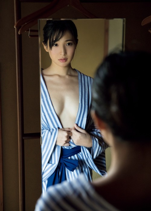 Porn photo uptou:  川崎あや「まるはだか」