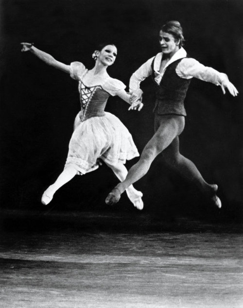 Gelsey Kirkland and Mikhail Baryshnikov in Giselle c. 1975
Photo Martha Swope