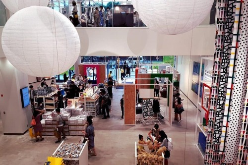 Now that Ikea has opened its first store in the heart of Tokyo, I thought it would be a good opportu