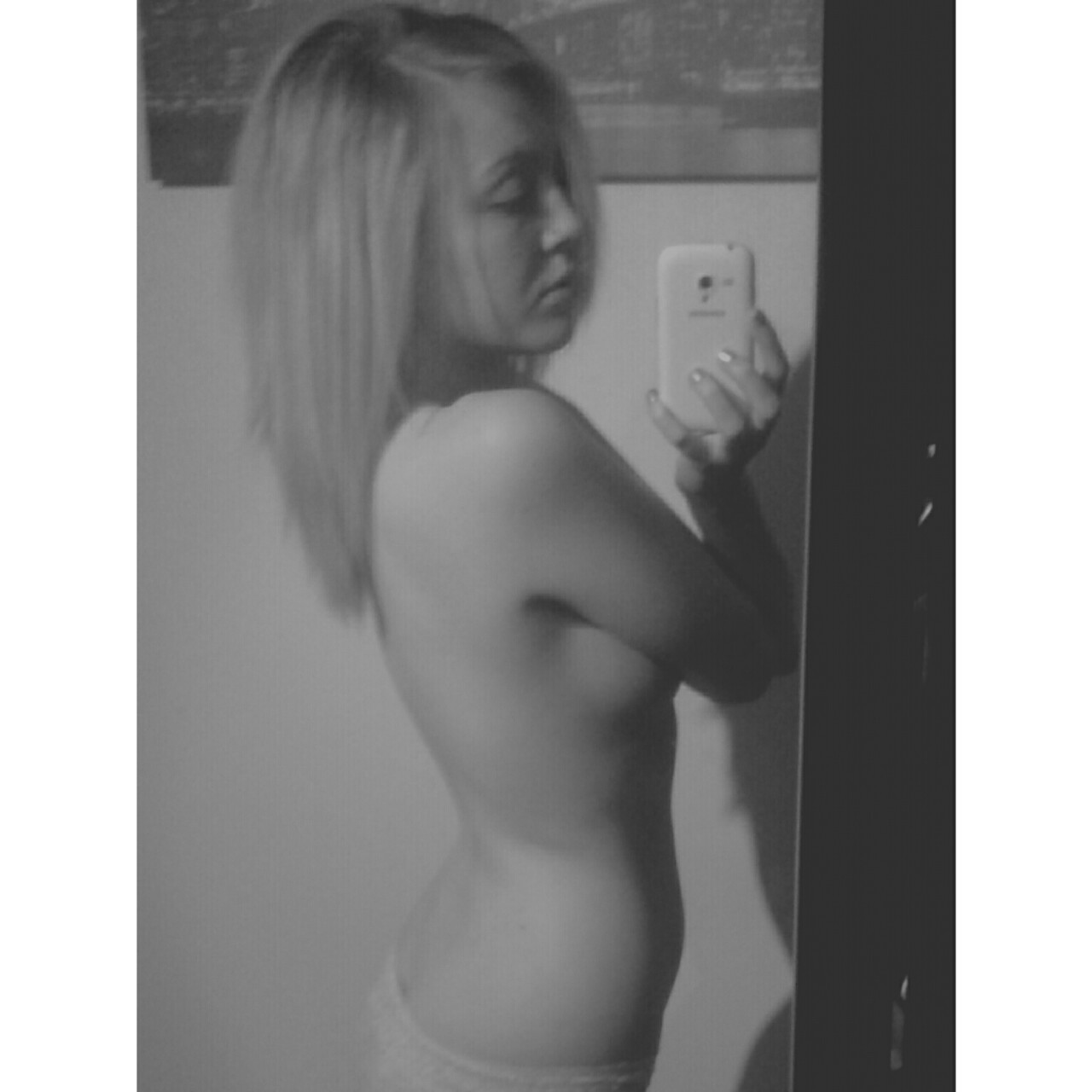 alxledra:   Time to sleep, long day ahead of me tomorrow 