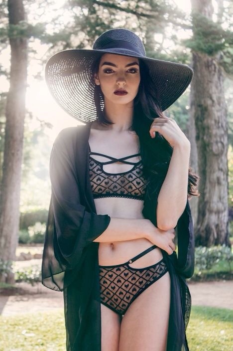 couture-lingerie-swimwear:  Toru  &amp; Naoko Lingerie