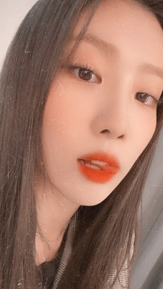 Kimlip Lockscreens (Loona)