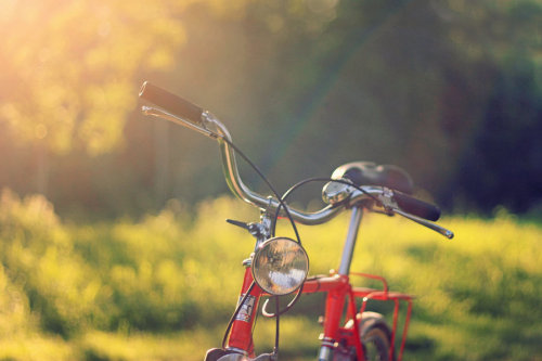 delightfulcycles: red vintage bike (via ~tadzio89 on deviantART)