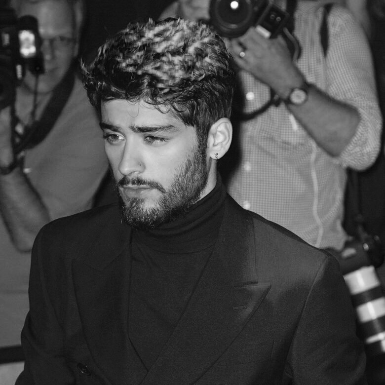 zaynmalikdaily:  Zayn attending the Tom Ford Fashion Show - 9/7