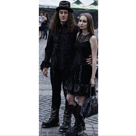 Couple goals @count.impaler and @evilebelle wearing Draculaclothing, thank you!! ❤️❤️❤️ #draculaclot