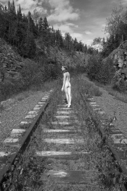 brookelynne: abandoned railroad | self-portraits