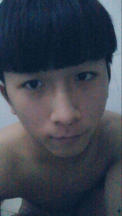 wowwow921: 010401040104: gayjinsub:  qingshuangbx:  转自搜同  핡..♡  매우흑좆아쉽 太可愛了