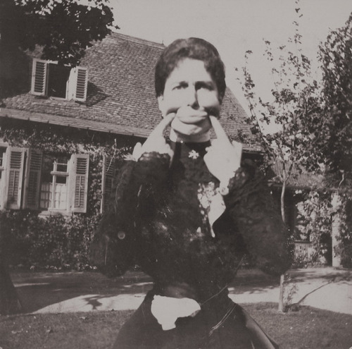 tuba-terror:boredpanda:15+ Rare Photos Of Victorians Proving They Weren’t As Serious As You ThoughtT