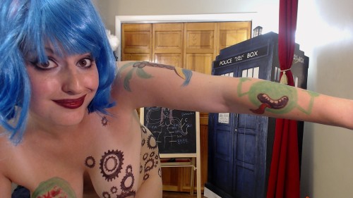 kayleepond:  These are from my last Bodysigns show!! Next one is TONIGHT, don’t miss it!