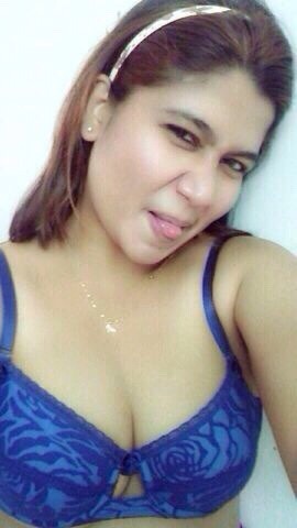 hantukota:  Wife tokey kedai GULAM MEE KOTA DAMANSARA..apa mcm brg dia…husband dia line clear blh bg pnjm wife dia