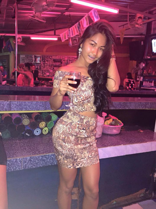 More from my favourite Thai bar girl, I just cant get enough of her!The ONLY free to watch cam site 