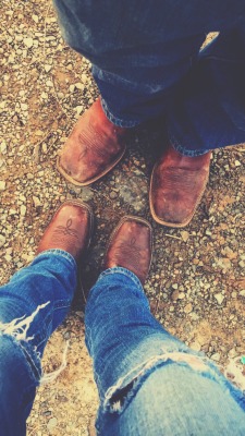 chin-upp-kid:Bonnie and Clyde❤️