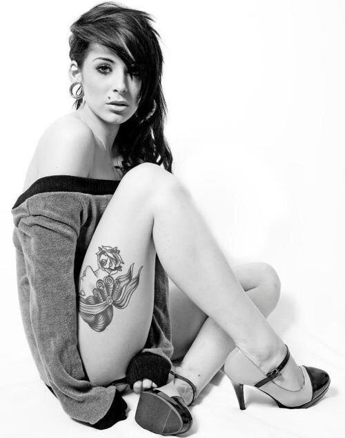 tattooedladiesmetal:  Tattooed Ladies!