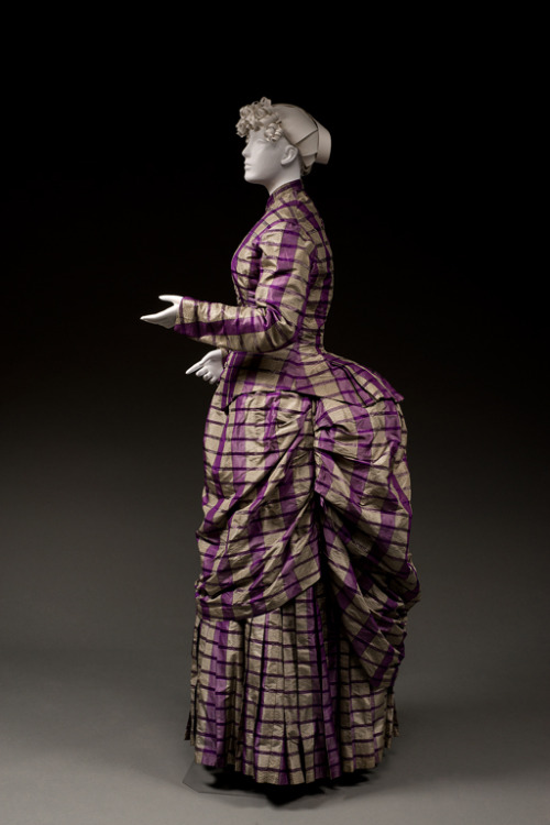 Day dress ca. 1885From the Five Colleges and Historic Deerfield Museum Consortium