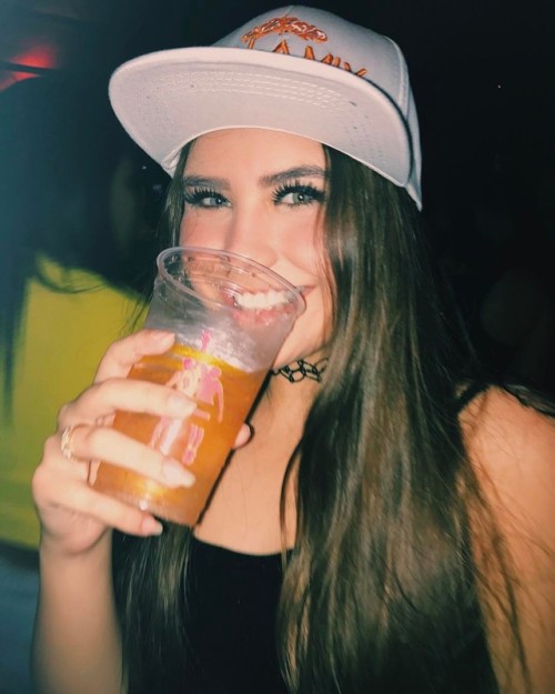 http://streetgrl.tumblr.com/post/160521190127