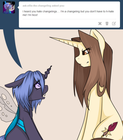 freefracornerofsillyness:  omg, she that changeling is so adorable :D  D'aww~!