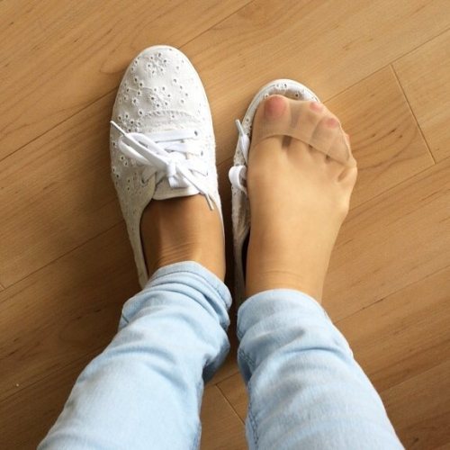 feetandsox:  What a smell #nylons #footporn #strümpfe #sweatyfeet #pantyhosefetish #stockings #
