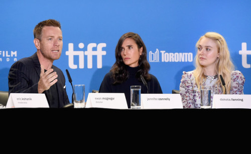 Ewan McGregor, Jennifer Connelly and Dakota Fanning speak onstage at the ‘American Pastoral’ press c